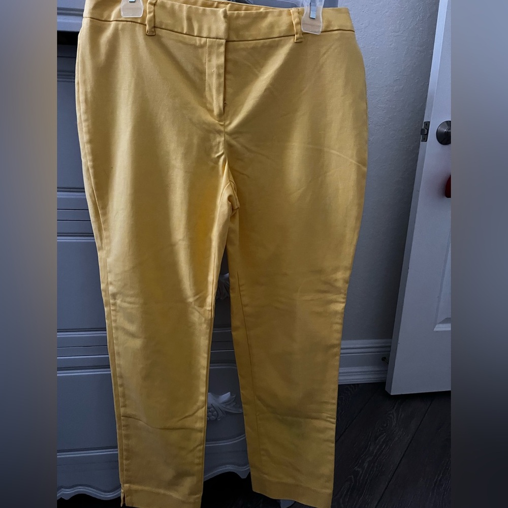 Bright yellow capris